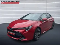 Rot Gebraucht 2022 Toyota Corolla | 22.760 € (Guter Preis)