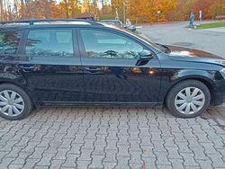 Schwarz Gebraucht 2011 VW Passat Comfortline Kombi | 3.800 € (Superpreis)