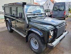 Grün Gebraucht 2004 Land Rover Defender S Kombi | 25.870 € (Etwas zu teuer)