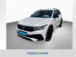 Oryxweiß perlmutteffekt Gebraucht 2024 VW Tiguan Allspace R-line SUV | 45.990 € (Fairer Preis)
