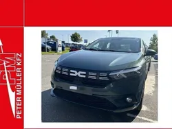 Zedergrünmetallic Neu 2024 Dacia Sandero Expression Kleinwagen | 17.412 € (Superpreis)