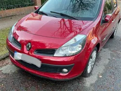 Rot Gebraucht 2008 Renault Clio II Limousine | 2.500 € (Fairer Preis)