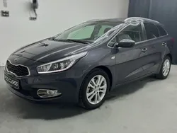 Grau Gebraucht 2013 Kia Ceed Sportswagon Kombi | 6.490 € (Guter Preis)