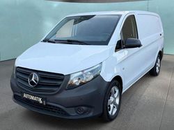 Weiß Gebraucht 2022 Mercedes Vito Van | 27.290 € (Guter Preis)