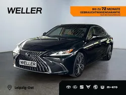 Schwarz Gebraucht 2024 Lexus ES300H Business Edition Limousine | 41.990 € (Fairer Preis)