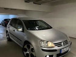 Silber Gebraucht 2004 VW Golf V Kleinwagen | 5.300 € (Fairer Preis)