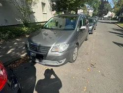 Grau Gebraucht 2008 VW Touran Van / Kleinbus | 2.500 € (Superpreis)