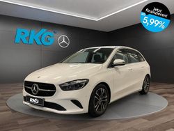 Weiß Gebraucht 2024 Mercedes B200 Progressive Van / Kleinbus | 31.770 € (Fairer Preis)