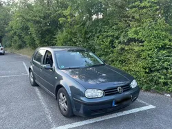 Grau Gebraucht 2003 VW Golf IV Kombi | 1.300 € (Fairer Preis)