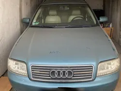Blau Gebraucht 2002 Audi A6 Kombi | 750 € (Fairer Preis)