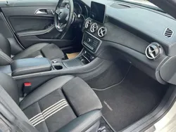 Weiß Gebraucht 2017 Mercedes CLA250 Shooting Brake AMG line Kombi | 15.555 €