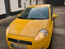 Gelb Gebraucht 2007 Fiat Punto Kleinwagen | 1.550 €