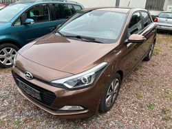 Cashmere brown / met Gebraucht 2016 Hyundai i20 Style Kleinwagen | 10.777 € (Etwas zu teuer)