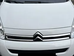 Weiß Gebraucht 2016 Citroën Berlingo Van / Kleinbus | 8.990 € (Fairer Preis)