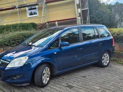 Blau Gebraucht 2008 Opel Zafira Van / Kleinbus | 2.900 €
