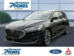 Schwarz(metallic) Neu 2025 Ford Focus Titanium Kombi | 28.490 € (Guter Preis)
