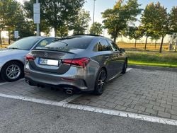 Grau Gebraucht 2020 Mercedes A35 AMG AMG Limousine | 34.800 € (Fairer Preis)
