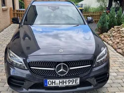 Schwarz Gebraucht 2020 Mercedes C300e AMG line Kombi | 25.300 € (Guter Preis)