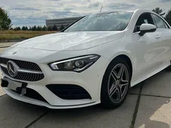 Weiß Gebraucht 2023 Mercedes CLA200 AMG line Coupé | 34.500 € (Guter Preis)