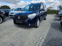 Blau Gebraucht 2017 Dacia Dokker Lauréate Van | 7.650 € (Guter Preis)