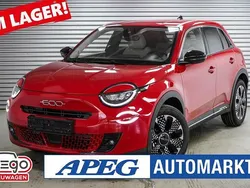 Rot Neu 2025 Fiat 600 La Prima Limousine | 26.990 € (Guter Preis)