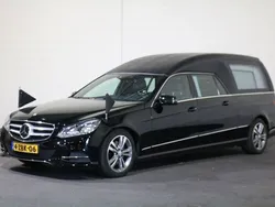 Schwarz Gebraucht 2014 Mercedes 300 Limousine | 45.920 €