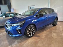 Blau Neu 2025 Mitsubishi Colt Plus Limousine | 20.900 € (Fairer Preis)