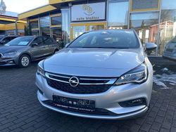 Silber Gebraucht 2018 Opel Astra Dynamic Limousine | 11.750 € (Fairer Preis)