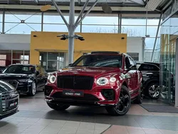 Candy red Gebraucht 2023 Bentley Bentayga SUV | 219.999 €