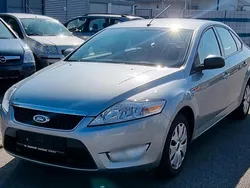 Grau Gebraucht 2007 Ford Mondeo Limousine | 6.000 €