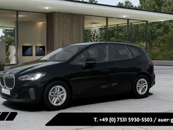 Schwarz Neu 2025 BMW 216 Active Tourer Van / Kleinbus | 37.960 €