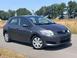 Grau Gebraucht 2008 Toyota Auris Sol Limousine | 3.450 €