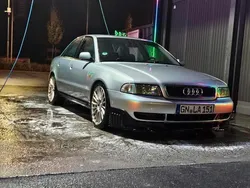 Silber Gebraucht 1998 Audi A4 Limousine | 2.000 € (Fairer Preis)