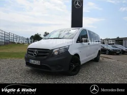 Weiß Gebraucht 2018 Mercedes Vito Van / Kleinbus | 24.480 €
