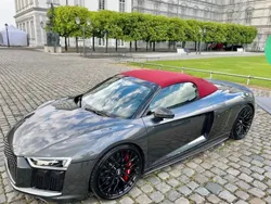 Grau Gebraucht 2017 Audi R8 Spyder Advanced Cabrio | 133.990 €