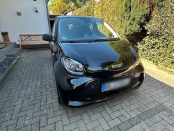 Schwarz Gebraucht 2022 Smart ForFour Electric Drive Kleinwagen | 10.600 € (Fairer Preis)
