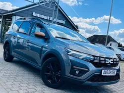 Grau Gebraucht 2024 Dacia Jogger Extreme SUV | 19.885 € (Fairer Preis)