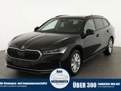 Onyx schwarz metallic Neu 2025 Skoda Superb Selection Kombi | 43.995 € (Guter Preis)