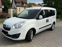 Gebraucht 2016 Opel Combo Edition Van / Kleinbus | 12.000 €