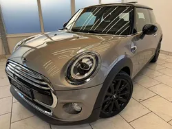Silber Gebraucht 2018 Mini Cooper Chili Kleinwagen | 19.999 € (Fairer Preis)