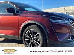 Rot Gebraucht 2022 Nissan Qashqai Tekna SUV | 26.499 € (Superpreis)