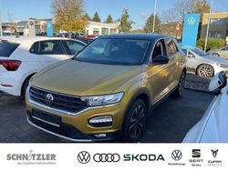 Kurkumagelb / schwarz Gebraucht 2021 VW T-Roc Style SUV | 18.950 € (Guter Preis)