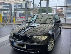 Schwarz Gebraucht 2008 BMW 116 Kleinwagen | 4.990 €