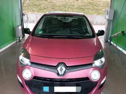 Violet Gebraucht 2012 Renault Twingo Kleinwagen | 2.800 €