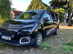Schwarz Gebraucht 2019 Citroën Berlingo Feel Van / Kleinbus | 15.900 € (Etwas zu teuer)