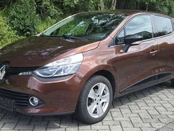 Braun Gebraucht 2015 Renault Clio IV Luxe Kleinwagen | 6.499 € (Guter Preis)