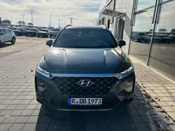 Grau Gebraucht 2019 Hyundai Santa Fe Premium SUV | 23.550 € (Guter Preis)