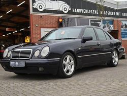 Violet Gebraucht 1997 Mercedes E420 Avantgarde Limousine | 15.990 €