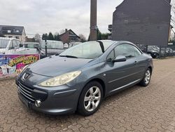 Grau Gebraucht 2007 Peugeot 307 CC Cabrio | 1.990 €