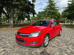 Rot Gebraucht 2009 Opel Astra GTC Edition Limousine | 3.450 € (Guter Preis)